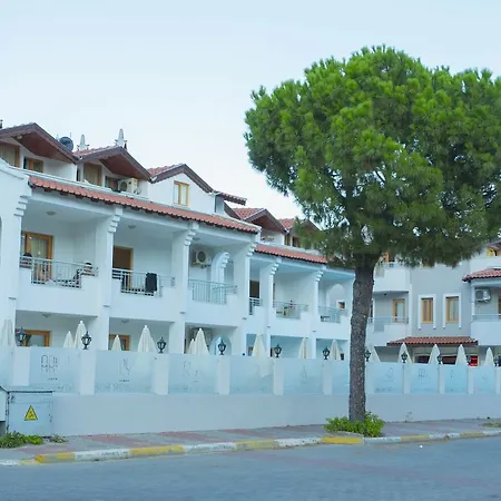 Arya Apart Hotel